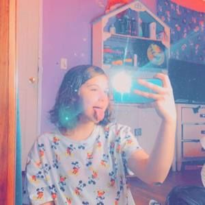 Meet your Posher, Ava